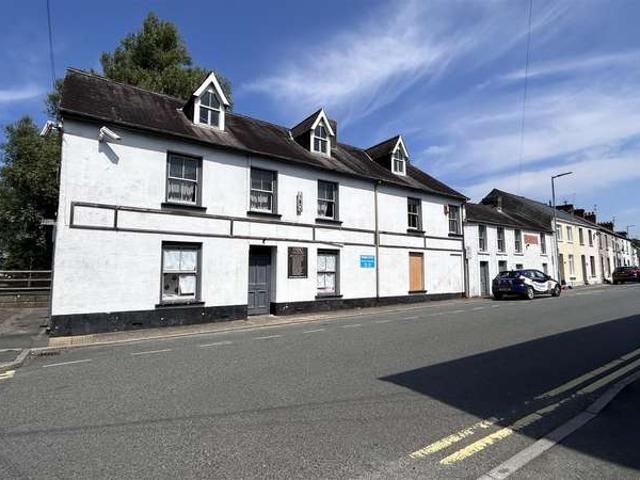 Commercial for sale in Haverfordwest, Wales