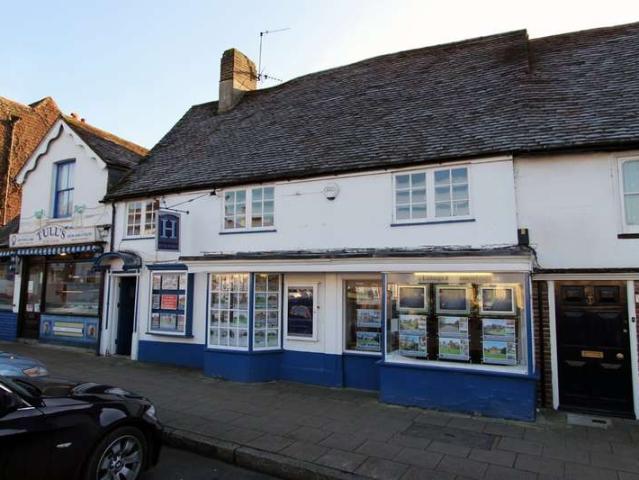 Commercial for rent in Wickham, Hampshire