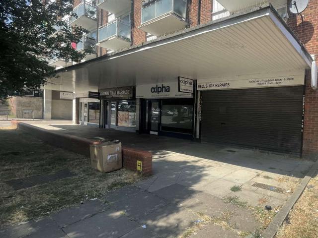 Commercial for rent in London Borough of Barnet, Greater London