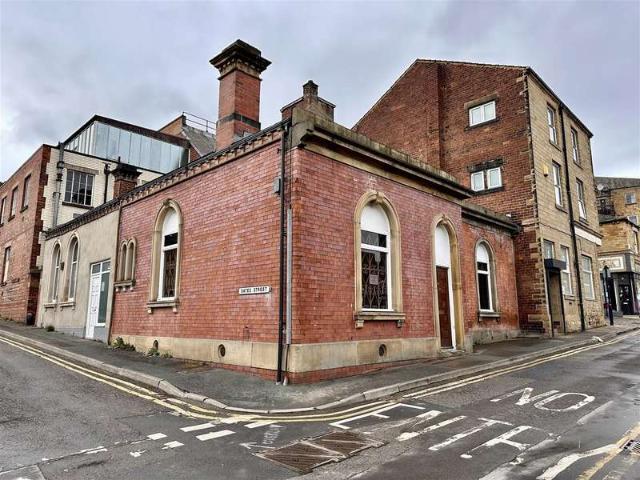Commercial for sale in Eightlands, Dewsbury