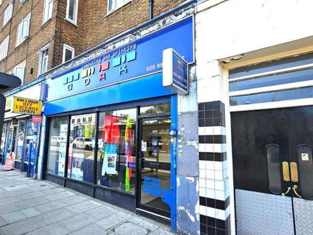 Commercial for rent in Streatham Hill, Greater London