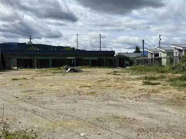House for sale in Clayoquot, British Columbia