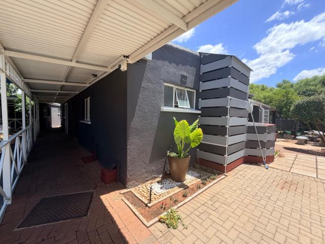 Apartment for sale in Frances Baard, Northern Cape
