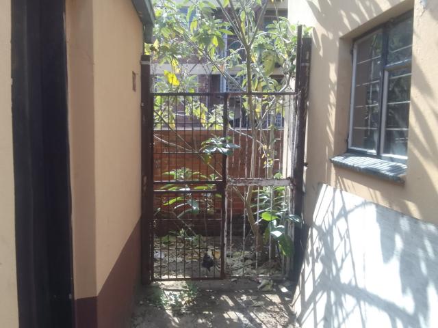 Apartment for sale in Vosloorus, Gauteng