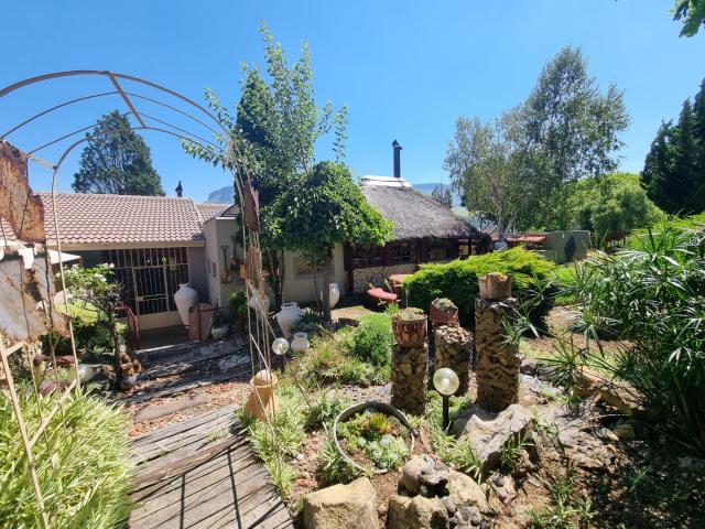 Apartment for sale in Harrismith, Free State