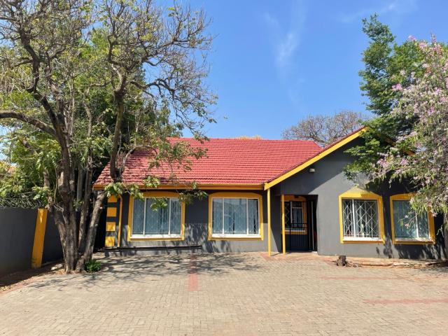 Apartment for sale in Tlhabane, North West