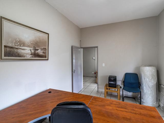 Apartment for sale in Brackenhurst, Ekurhuleni
