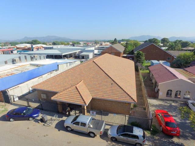 Apartment for sale in Hartbeespoort Dam Nature Reserve, North West