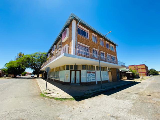 Apartment for sale in Frances Baard, Northern Cape