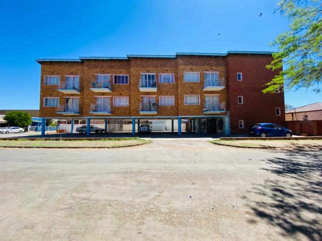 Apartment for sale in Frances Baard, Northern Cape