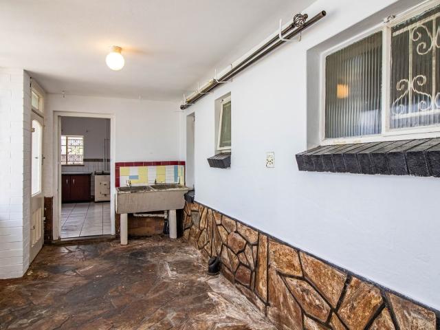 Apartment for sale in Vosloorus, Gauteng