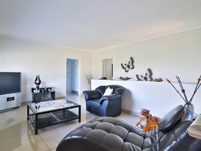 Apartment for sale in Durban North, Kwazulu-natal