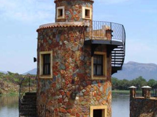 Apartment for sale in Hartbeespoort Dam Nature Reserve, North West