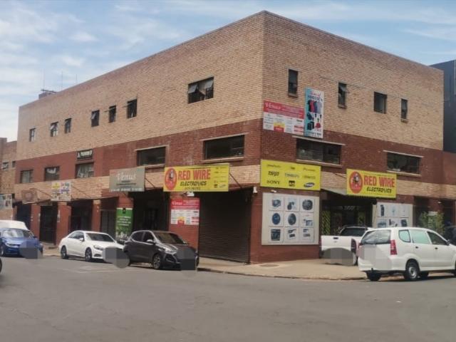 Apartment for sale in Vosloorus, Gauteng