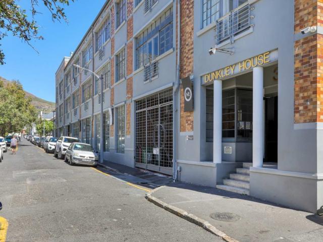 Apartment for sale in Cape Town, Western Cape