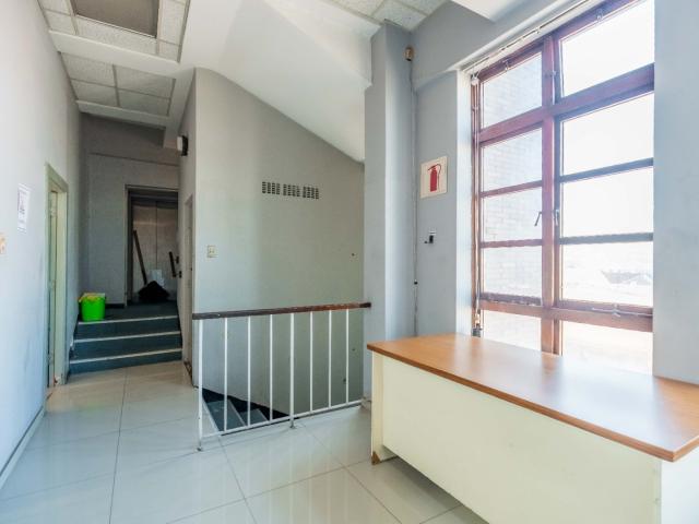Apartment for sale in Seaview, Kwazulu-natal