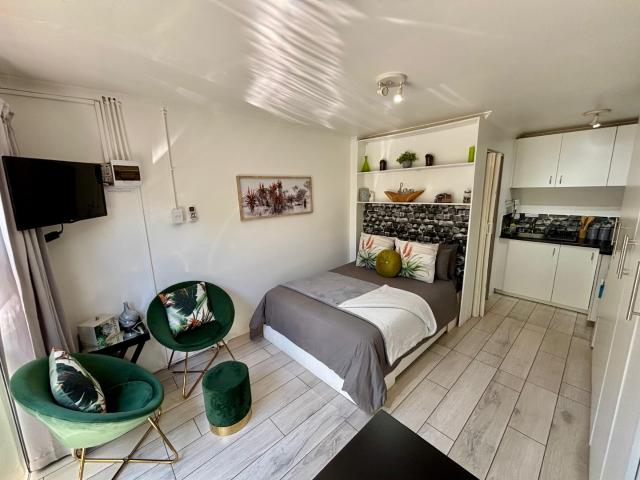 Apartment for sale in Seaview, Kwazulu-natal