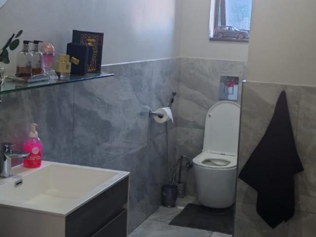 Apartment for sale in Parow, Western Cape