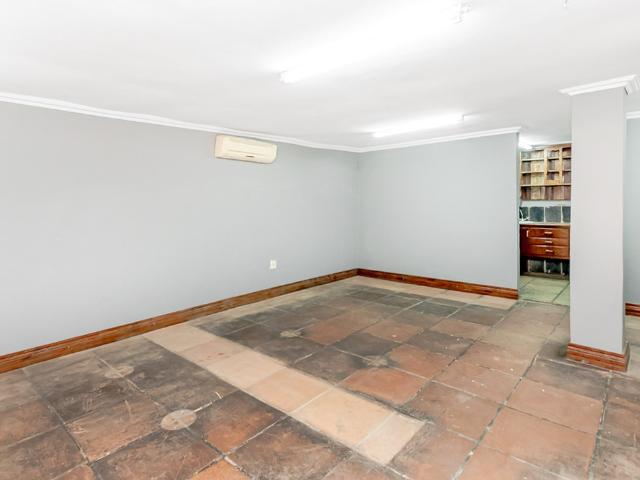 Apartment for sale in Vosloorus, Gauteng