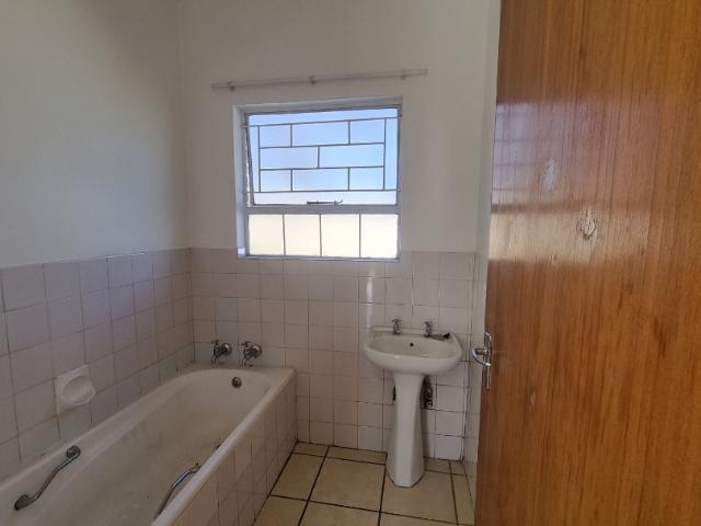 Apartment for sale in Harrismith, Free State