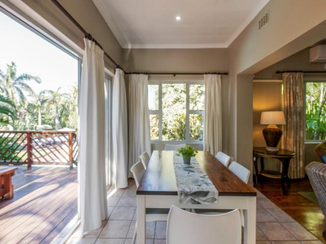 Apartment for sale in Kingsburgh, Kwazulu-natal