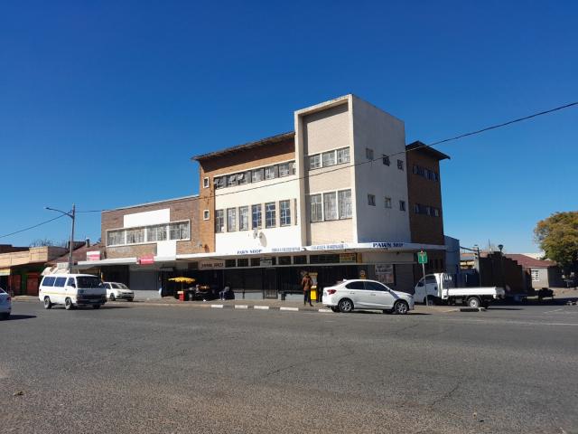 Apartment for sale in Vosloorus, Gauteng