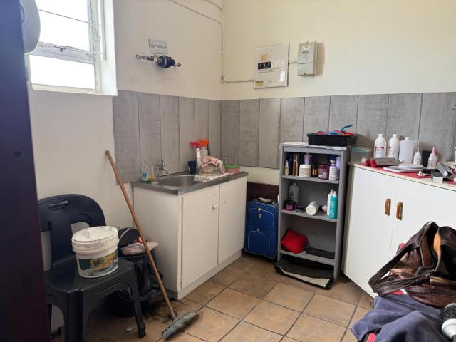 Apartment for sale in Baardskeerdersbos, Western Cape
