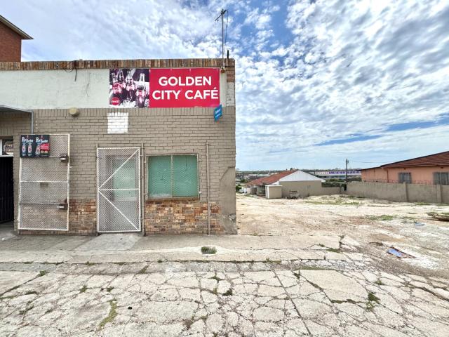 Apartment for sale in Port Elizabeth, Eastern Cape