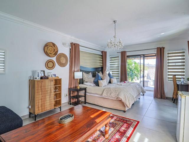 Apartment for sale in Hartbeespoort Dam Nature Reserve, North West