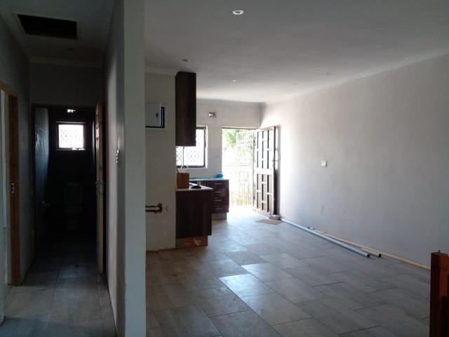 Apartment for rent in Queensburgh, Kwazulu-natal