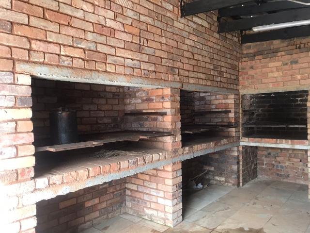 Apartment for sale in Mohlakeng, Gauteng