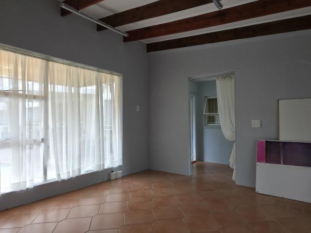 Apartment for rent in Waterkloof, Gauteng