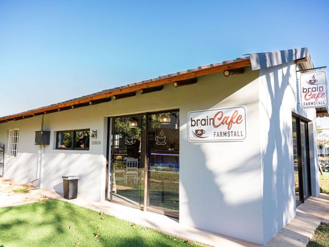 Apartment for rent in Waterkloof, Gauteng