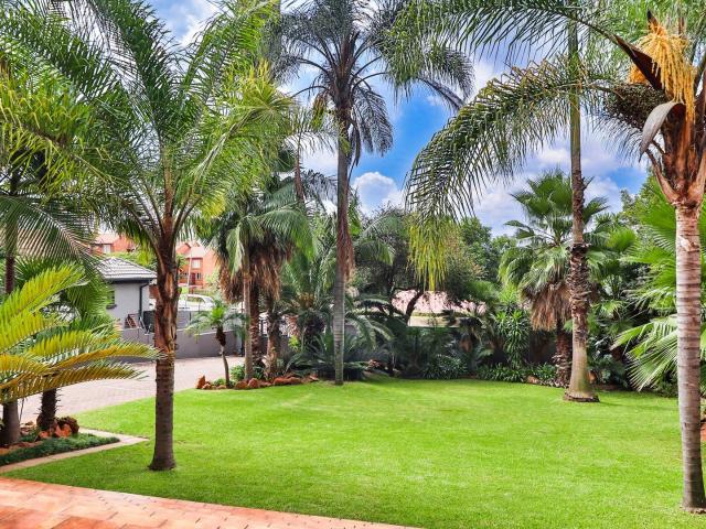Apartment for sale in Waterkloof, Gauteng