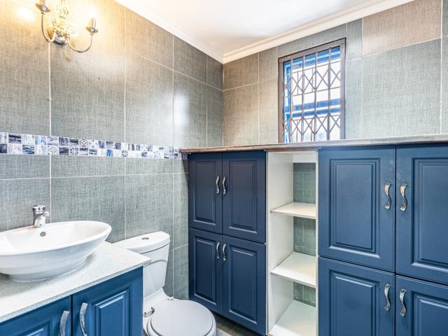 Apartment for rent in Waterkloof, Gauteng
