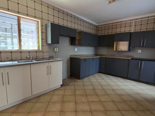 Apartment for sale in Seaview, Kwazulu-natal