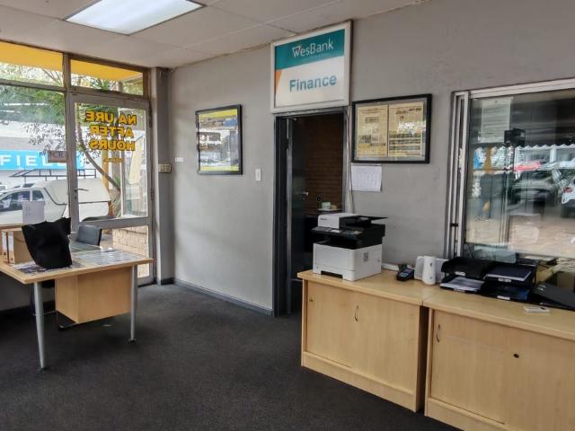 Apartment for sale in Bellville, Western Cape