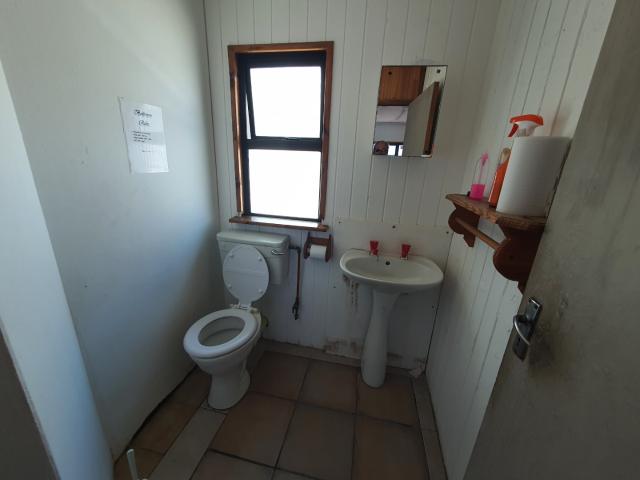 Apartment for sale in Baardskeerdersbos, Western Cape