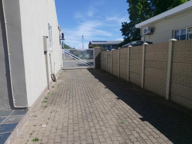 Apartment for sale in Queenstown, Eastern Cape