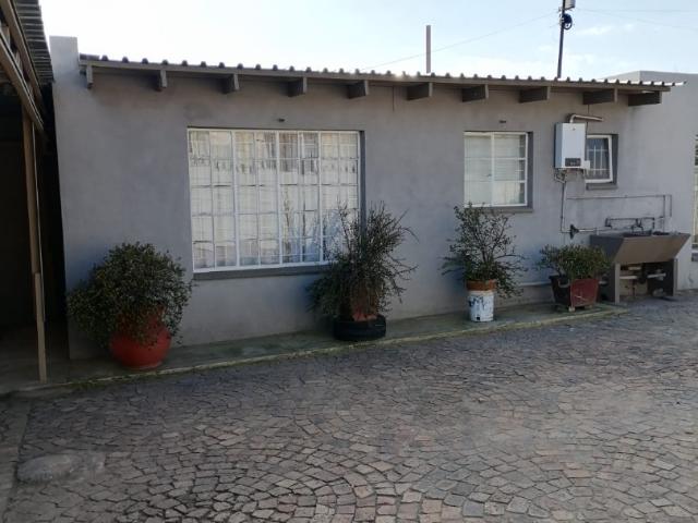 Apartment for rent in Mohlakeng, Gauteng