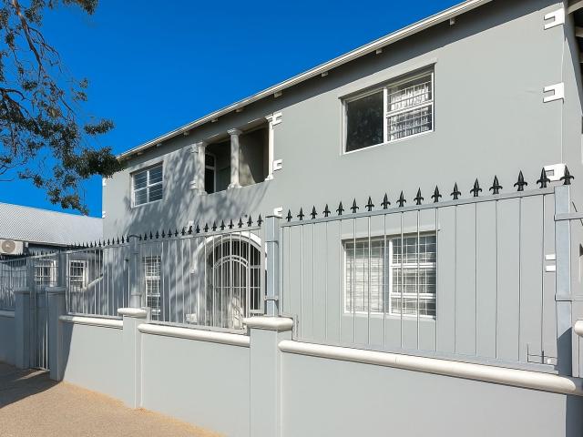 Apartment for sale in Port Elizabeth, Eastern Cape