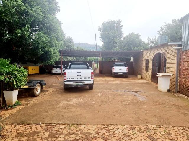 Apartment for sale in Hartbeespoort Dam Nature Reserve, North West