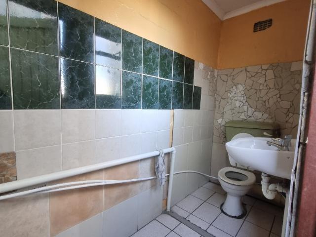 Apartment for sale in Mitchells Plain, Western Cape
