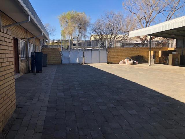 Apartment for sale in Oranjeville, Free State