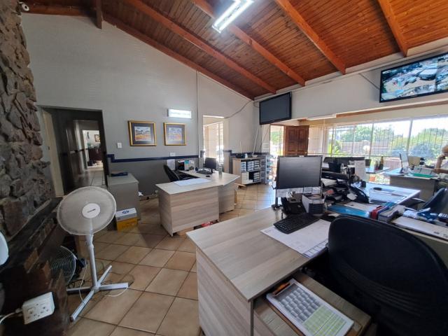 Apartment for sale in Waterkloof, Gauteng
