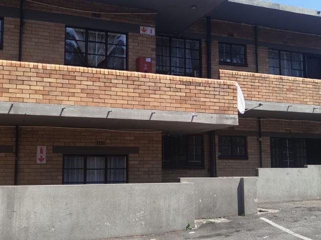 Apartment for sale in Vosloorus, Gauteng