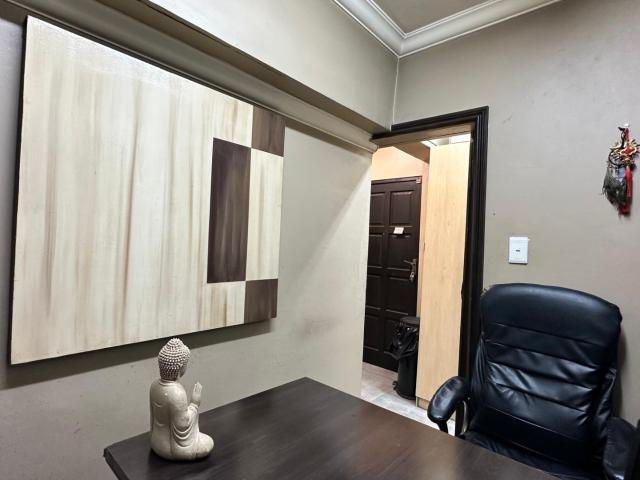 Apartment for sale in Phoenix, Kwazulu-natal