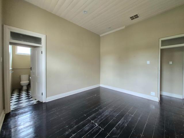 Apartment for rent in Seaview, Kwazulu-natal