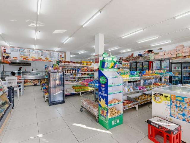 Apartment for sale in Cape Town, Western Cape