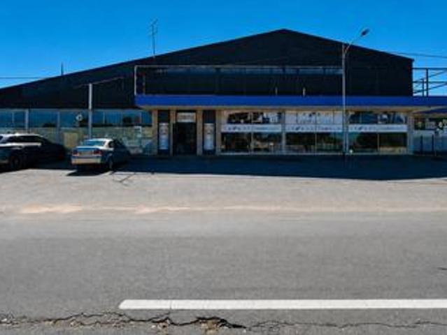 Commercial for sale in Nooitgedacht, Gauteng